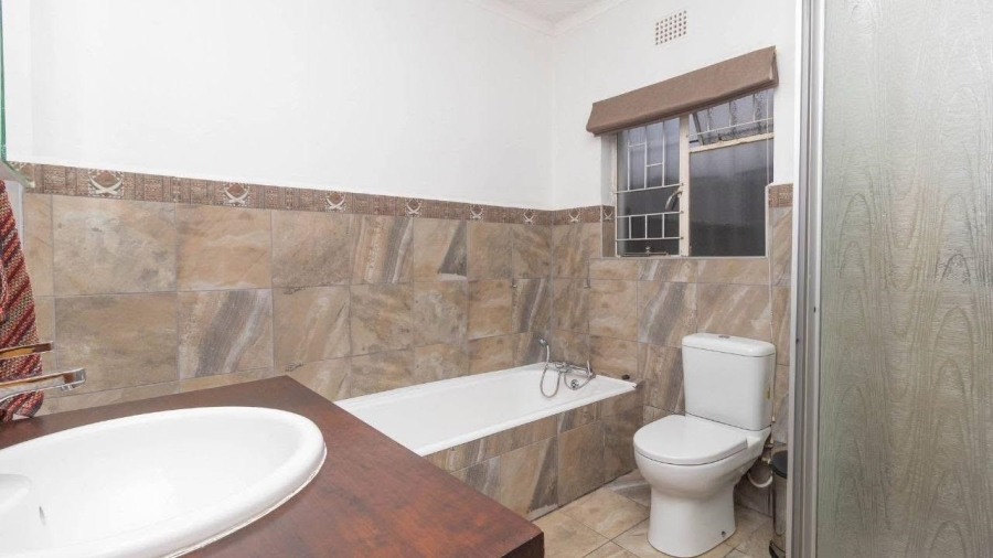 3 Bedroom Property for Sale in De Kuilen Western Cape